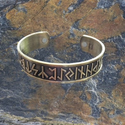 Brazalete rúnico de latón con imanes