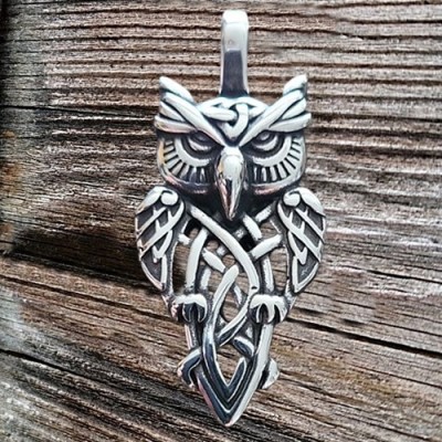 Stainless steel pendant Celtic owl