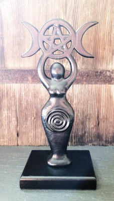 Altar figure goddess with triple moon made of aluminum, black