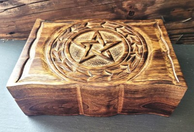 Box with carved pentagram, large