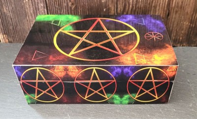 Box with pentagram, colorful