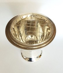 Incense burner made of metal, silver-plated with grid