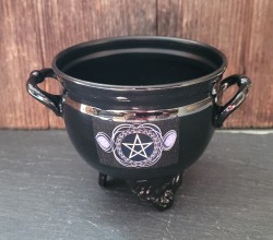 Metal incense burner witch's cauldron with pentagram